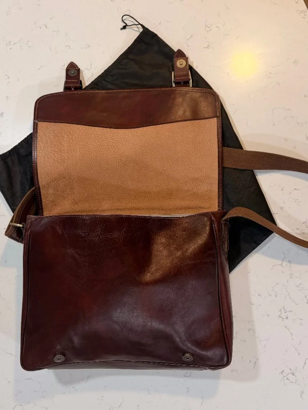 Lucaldo Made in Italy Brown Leather Messenger / Laptop Bag - Never Used 🤎